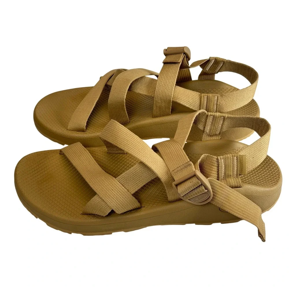 Chaco Z/Cloud Sport Sandals Mens 13 Tan Strappy Buckle Outdoor Gorpcore‎ J106761